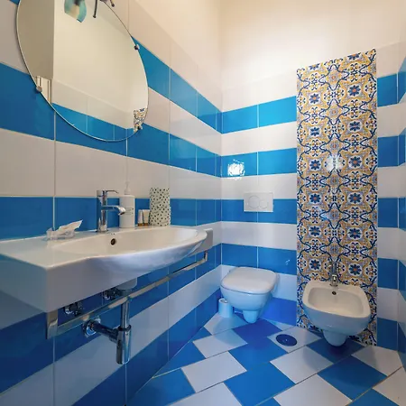 De Vivo Realty - Relais Mirage