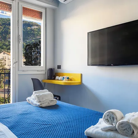 De Vivo Realty - Relais Mirage