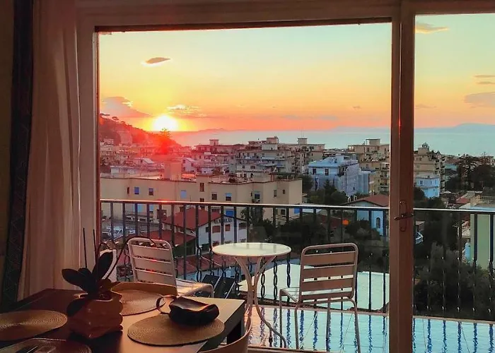 Relais Mirage - De Vivo Realty * Сорренто