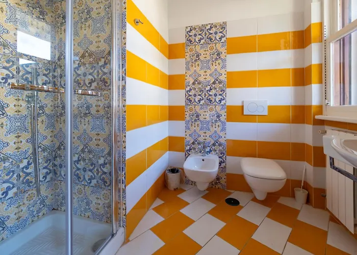 Relais Mirage - De Vivo Realty Daire