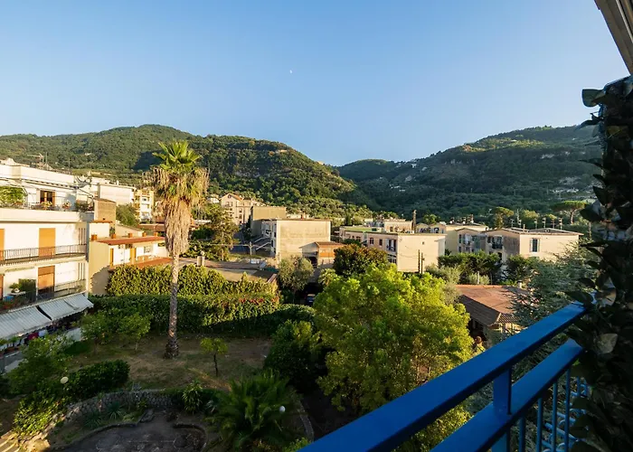 Relais Mirage - De Vivo Realty