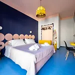 Relais Mirage - De Vivo Realty