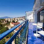 Relais Mirage - De Vivo Realty *
