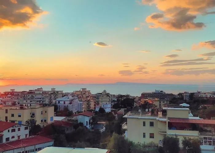 Relais Mirage - De Vivo Realty