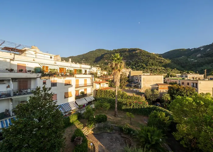 Relais Mirage - De Vivo Realty *