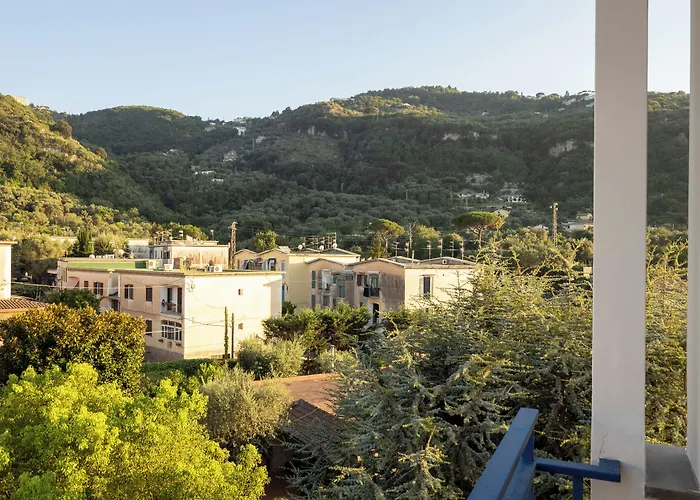 Relais Mirage - De Vivo Realty